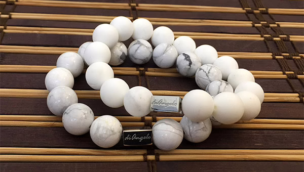 natural-tridacna-howlite-bracelet-necklace